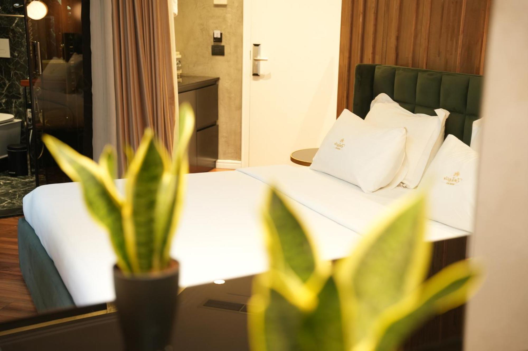 La Suite Boutique Hotel Tirana Eksteriør billede