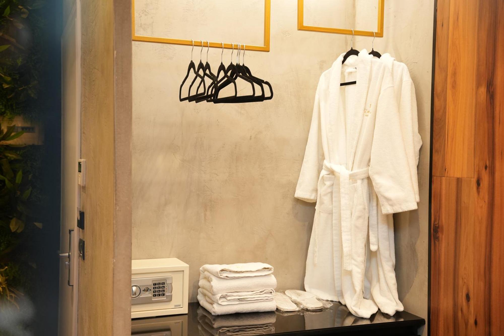La Suite Boutique Hotel Tirana Eksteriør billede