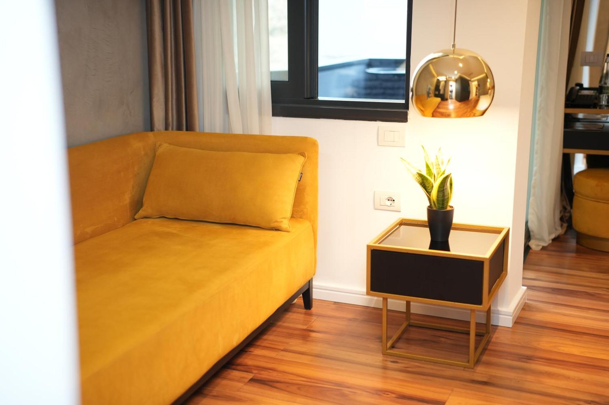 La Suite Boutique Hotel Tirana Eksteriør billede